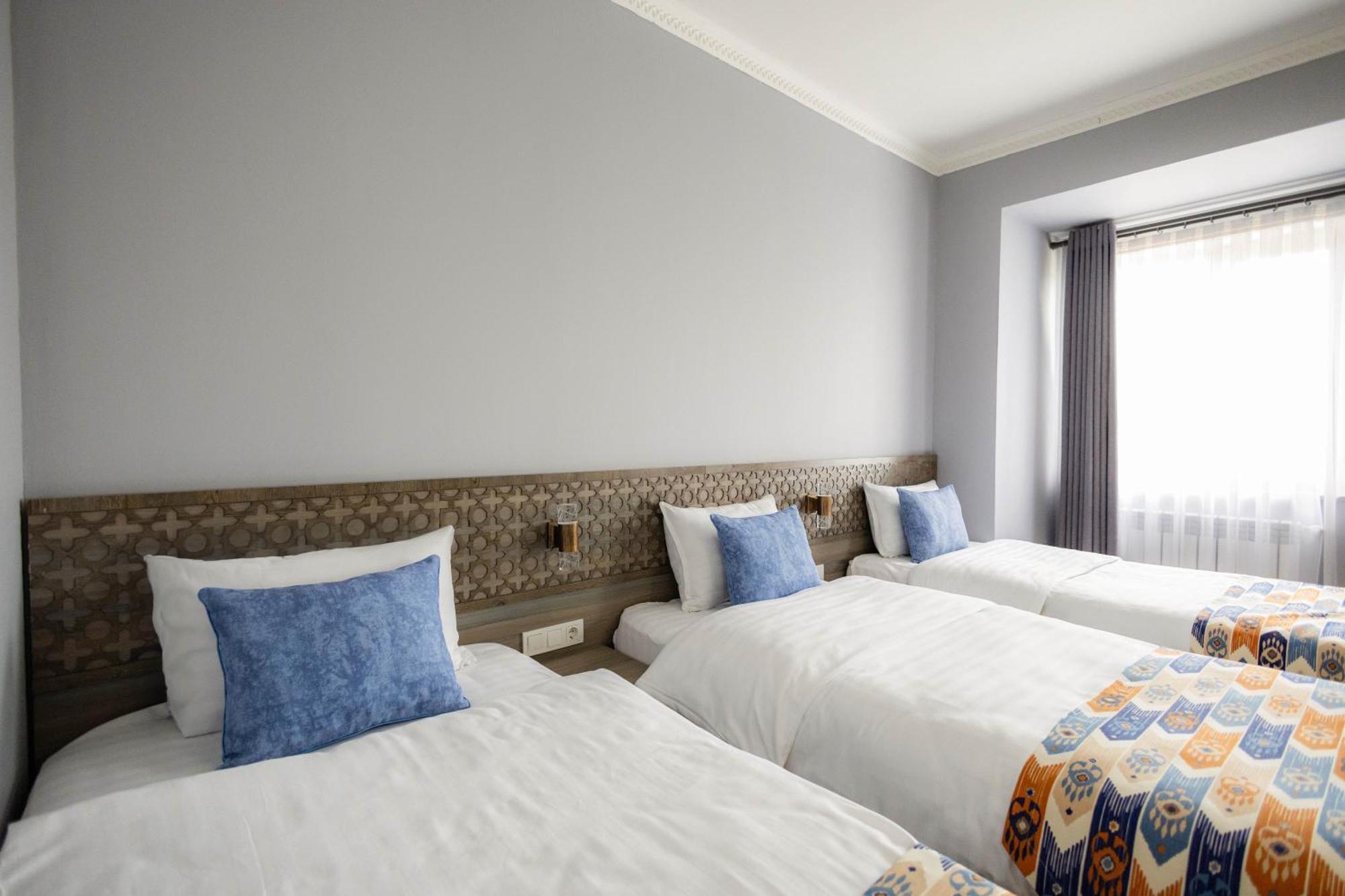 Khan Hotel Samarkand Quarto foto